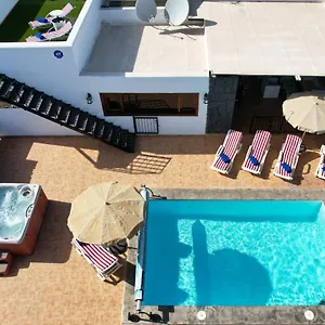 Aurelia - Pool, Jacuzzi, Bbq And Ping-pong By Lanzarote Playa Blanca (Lanzarote)